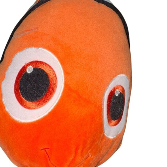 Disney/Pixar Large Finding Nemo/Dory Plush Lot-25 in-Used - Picture 11 of 12